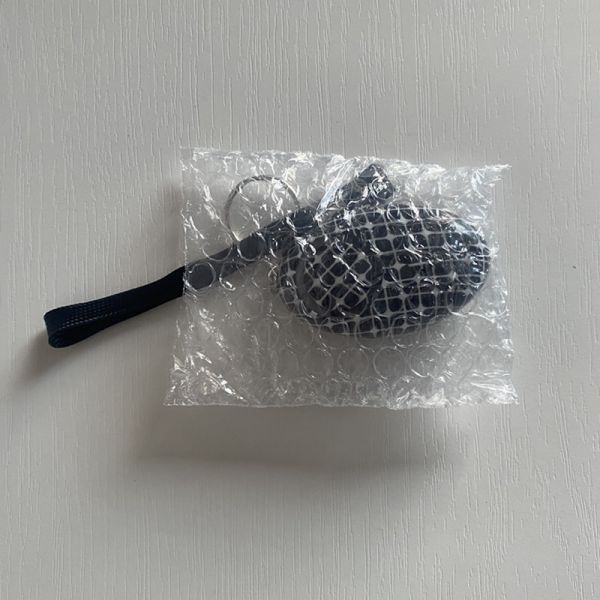 OEM 135db Emergency Alarm Keychain For Elderly