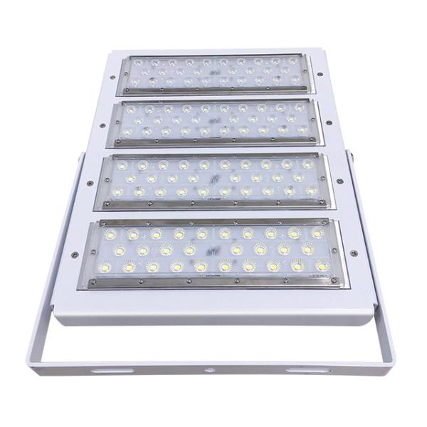 200W LED Flood light with IP66 waterproof rating and 160Lm/W high efficiency.