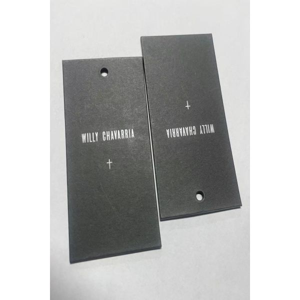 Snap Lock Style Custom Clothing Hang Tags Round Design Suitable for Clothing Labels and Product Information Display