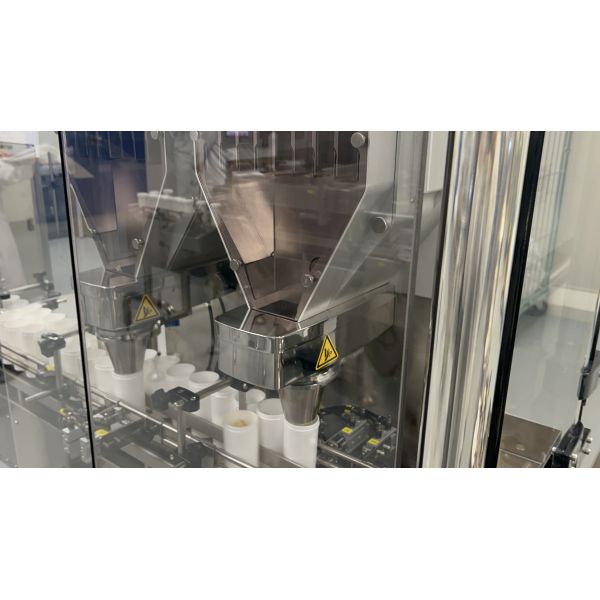 GMP Standard Dual-Channel Counting Machine with Vision+Photoelectric Inspection for Capsules and Tablets