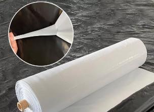 Wind Load 0.5KN M2 Vegetables Growing Greenhouse Blackout System For Agriculture
