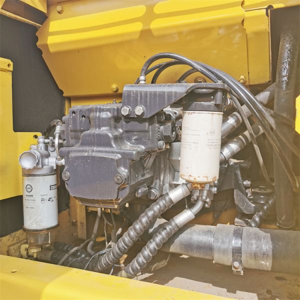 Excavadora de Shanghai Usada de brazo largo de 24 toneladas Komatsu PC240-8 Maquinaria para mover la tierra