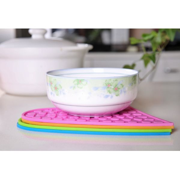 OEM FDA/LFGB Silicone Kitchen ware Heat-resistant Silicone mat SM-009