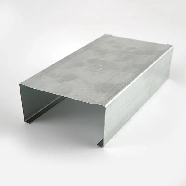 Customizable Metal Stud Track For Framing 3 M 4 M 6 M For Structural Support Metal Stud Wall Track