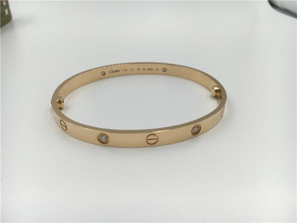 Bracelete luxuoso da joia do ouro de 4 diamantes na referência B6035917 do ouro amarelo