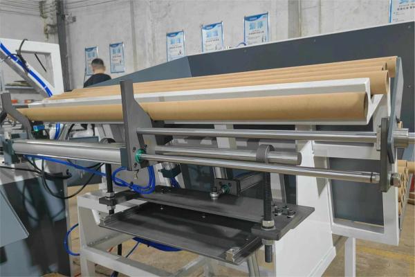 完全自動化紙管コアチューブ1300mm紙管切断機
