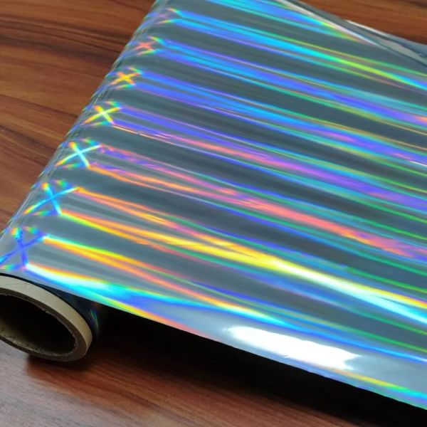 Varios diseños Bopp Pet Buen efecto holográfico Película holográfica metalizada para embalaje e impresión