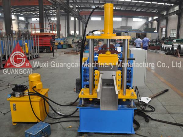 Welding Rain Gutter Equipment / Down Pipe Rain Gutter Making Machine