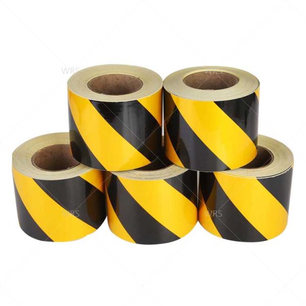 Black Yellow Adhesive PVC Reflective Tape Sticker 50MM Width 1-3 Years Lifespan CN FUJ