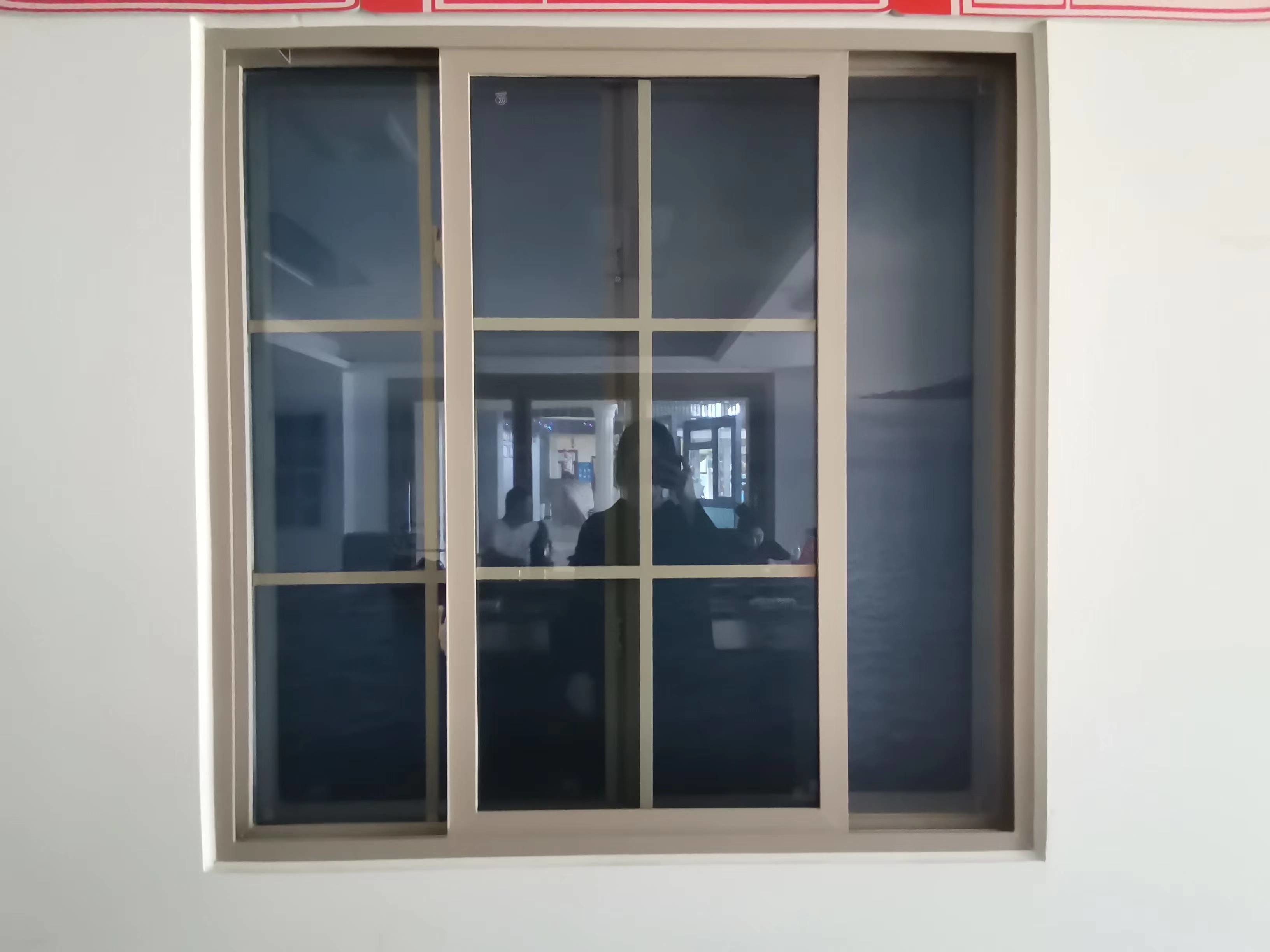 Энергоэффективный дизайн UPVC Сдвижные окна Сдвижное стекло