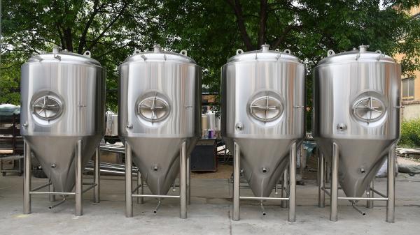 SS304 50L - 30000L Beer Fermenting Equipment , Conical Fermentation Tank