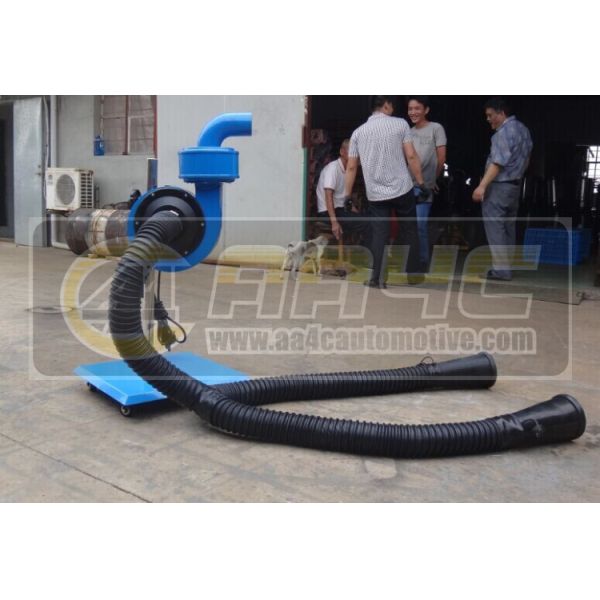 Стена системы извлечения вытыхания корабля ремонта автомобилей оборудований гаража AA4C установленная с двойной вагонеткой труб