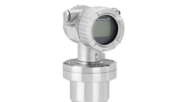 Radiometric level and density measurement Gammapilot FMG50