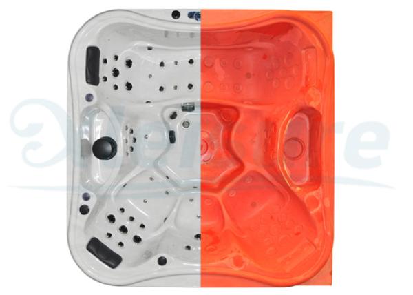 Hand Crafted Hot Tub Mold Fiberglass Material With Reversible Lounges Recliners