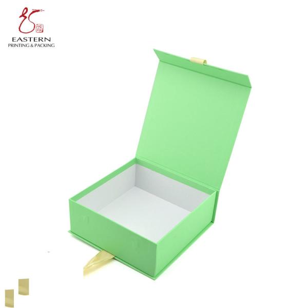 Panton Colors Square Cardboard Gift Boxes With Silk Ribbon