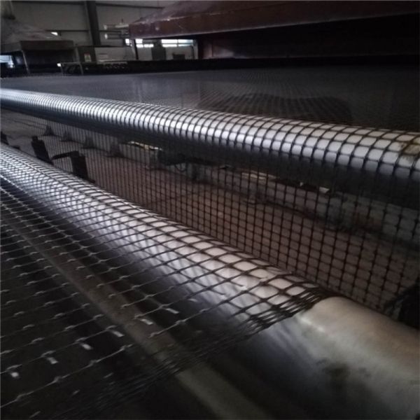 Soil Stabilization Biaxial Plastic Geogrid 2m - 5m Pp Biaxial Geogrid 50m