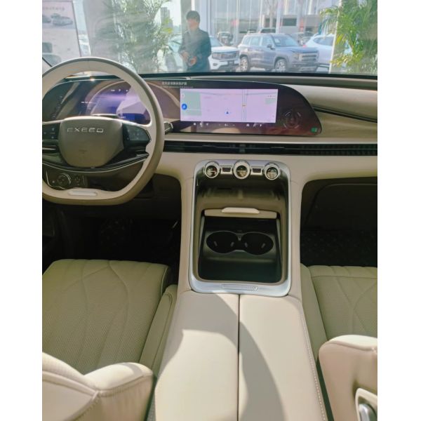 Energy Vehicles 2024 Exeed Yao Guang CDM 4 Door 5 Seat for Sustainable Transportation
