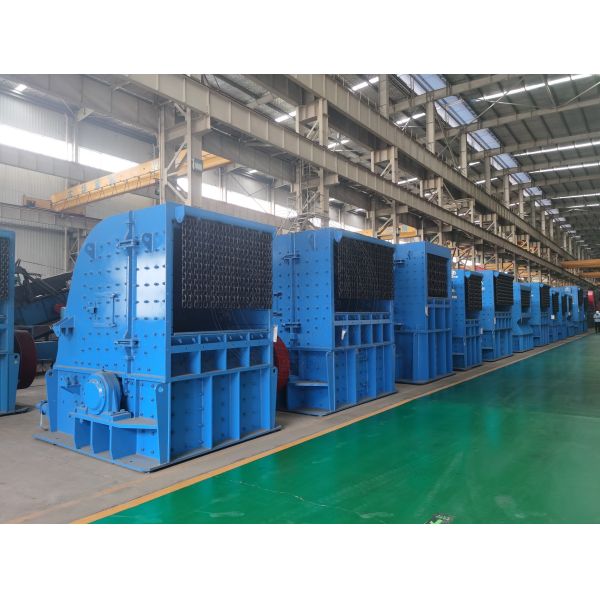High Manganese Steel Heavy Hammer Crusher with 10-50 Tons Capacity and Fixed Installation for Mining and Quarrying