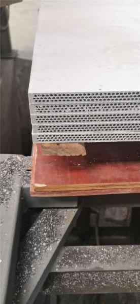 Building Hollow 2440mm Plastic Formwork For Concrete Walls