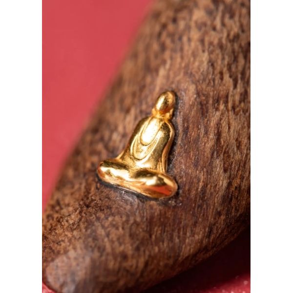 Carved Agarwood Pendant Buddha Necklace for Special Day Gift