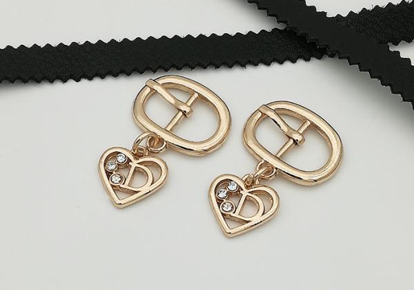 Zinc Alloy Small Metal Buckles , Oval Shape Shoe Buckle Clips Abrasion Resistance