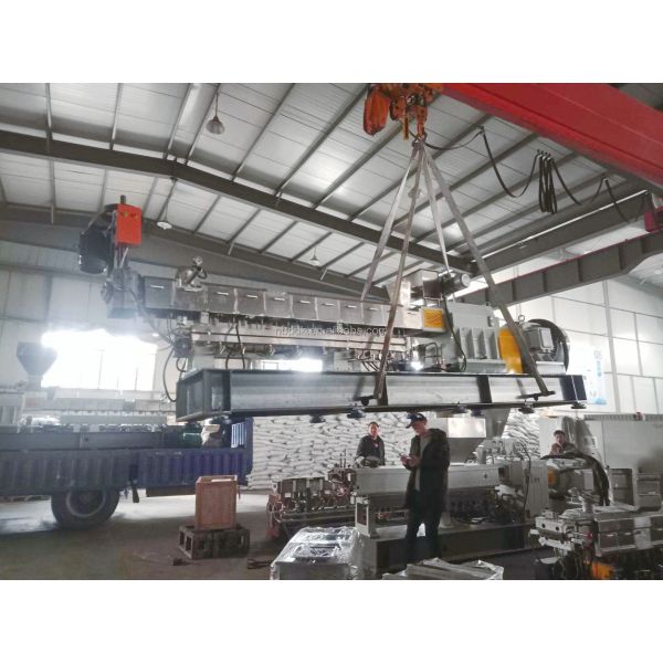 Used Second Hand Air Compressor 0.8 bar for Industrial Applications