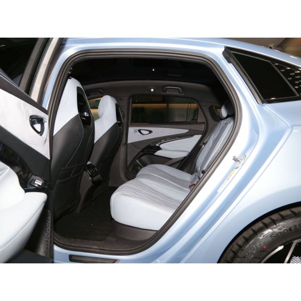 2150Kg Curb Weight 2022 BYD Seal 4WD 650km Electric Car EV Car for Your Business