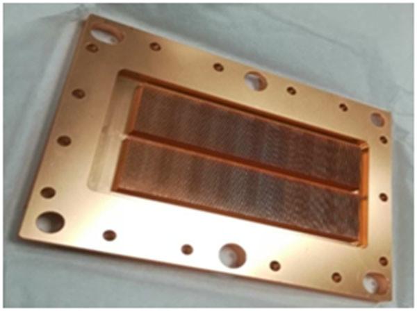 Bronze da precisão que carimba o dissipador de calor raspando e fazendo à máquina refrigerando do dissipador de calor com tratamento antioxidante