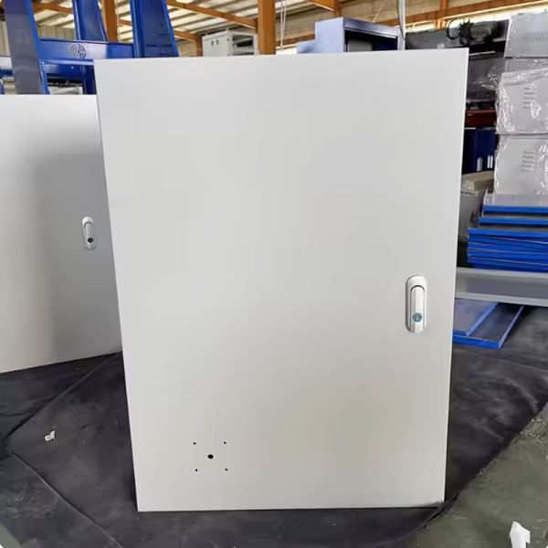 Custom IP65/IP66-rated Power Distribution Panel and Electrical Enclosure with 220V/380V Nominal Voltage