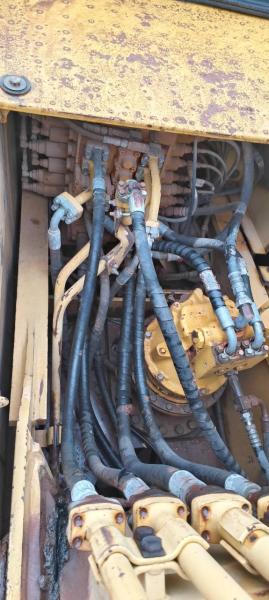 Second Hand Pc200-8 Komatsu 20 Ton Crawler Excavator Used komatsu pc200 Excavator