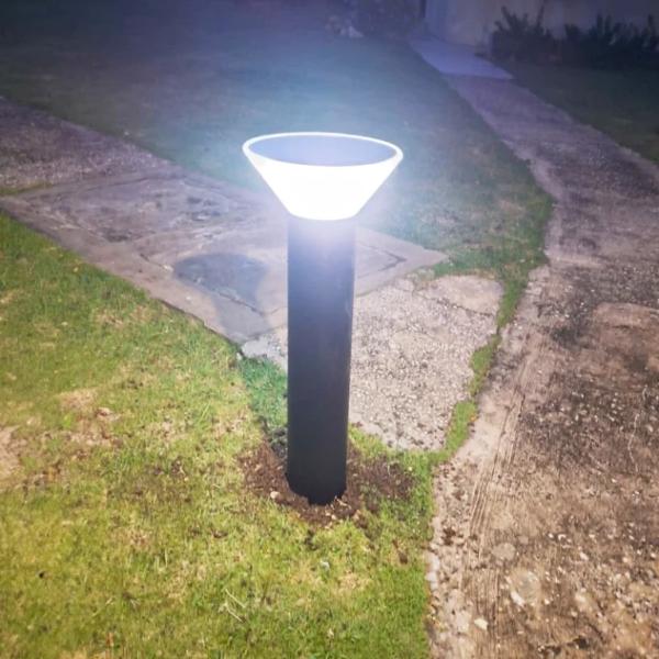 800mm PIR Solar Path Light with 50,000 Hours Life and IP65 Waterproof Solar Powered Bollard Light