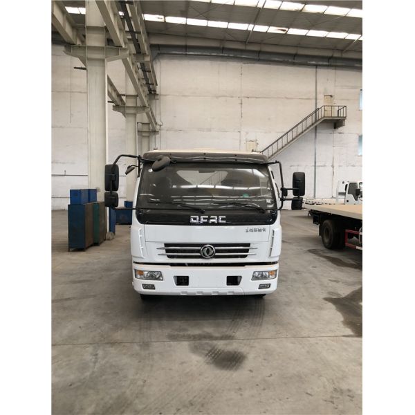 Hydraulic Control Flatbed Road Wrecker Truck 360 Rotation Angle ISO9001