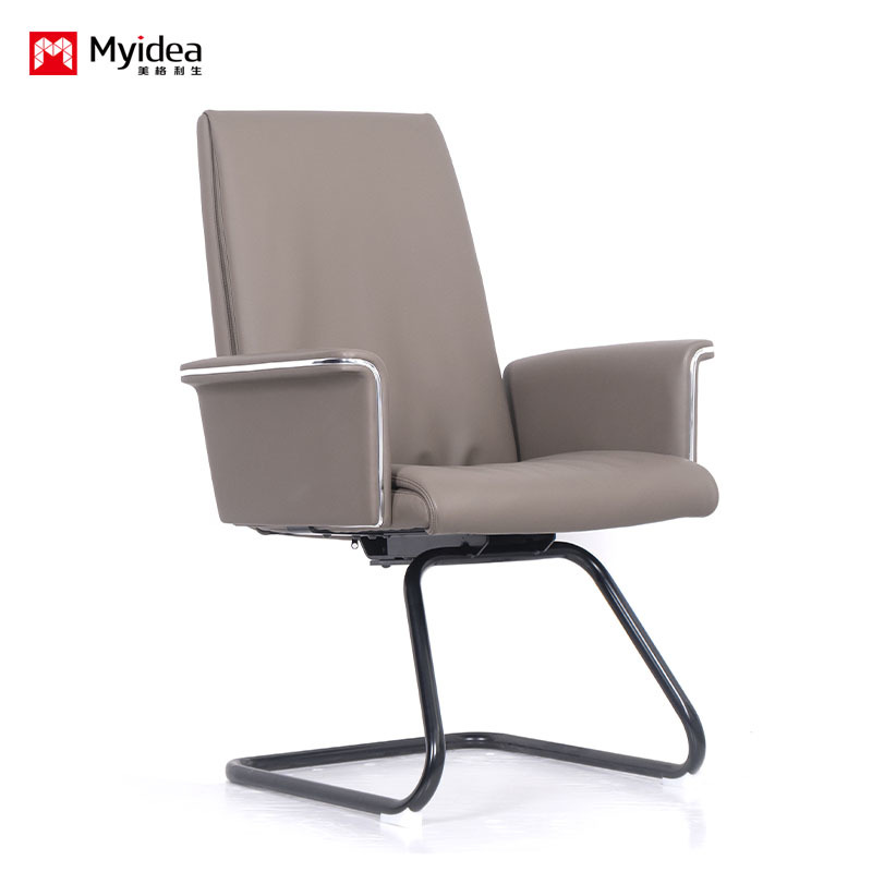Luxury Executive Leather Desk Chair – Crafted with Soft Yet Tough Premium Leather, Featuring Pneumatic Seat Height Adjustment and Smooth Tilt/Tension Control for All-Day Comfort