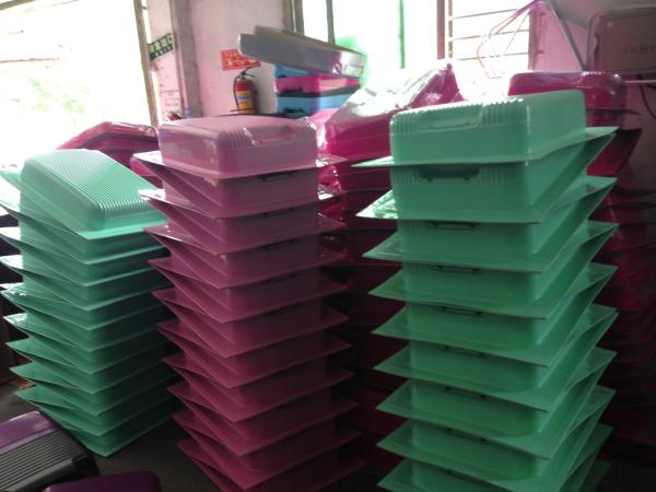 Luggage Suitcase Cutting & Hole Puncher Machine in Production Line