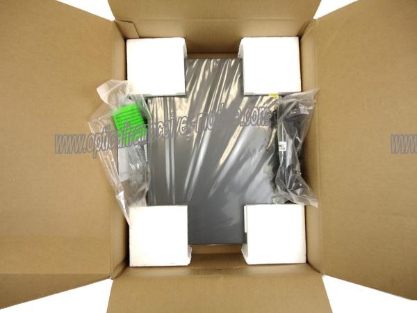 Commutateur WS-C2960+24TC-S de réseau Ethernet de Cisco une garantie d'an