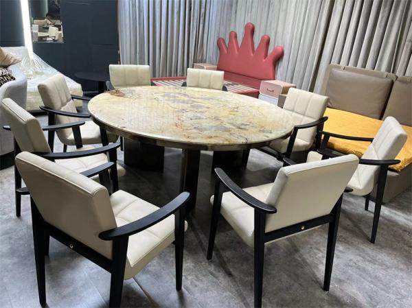 A mesa de jantar luxuosa contemporânea redonda superior do mármore da cozinha ajustou 6