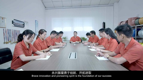 Машина для изготовления пластиковых рулонов для ремней из ПП с одной винтой 110 мм