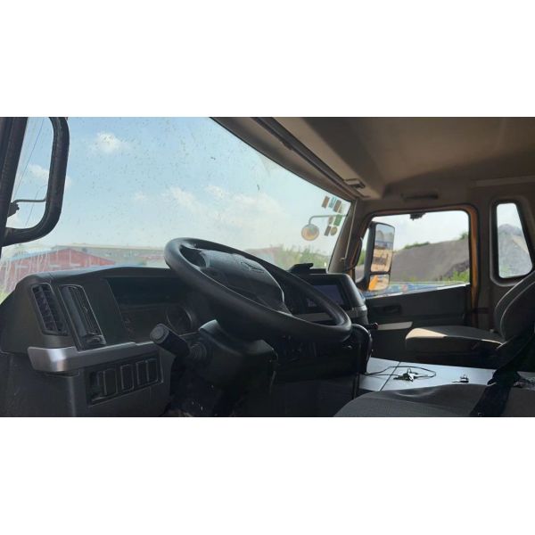 Folding Heavy Equipment Hydraulic 75ton Crane Truck with After-sales Service