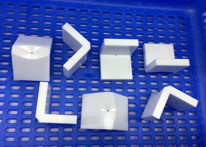 OEM Zirconia Ceramic V Block / Industrial Zirconia Ceramic Components
