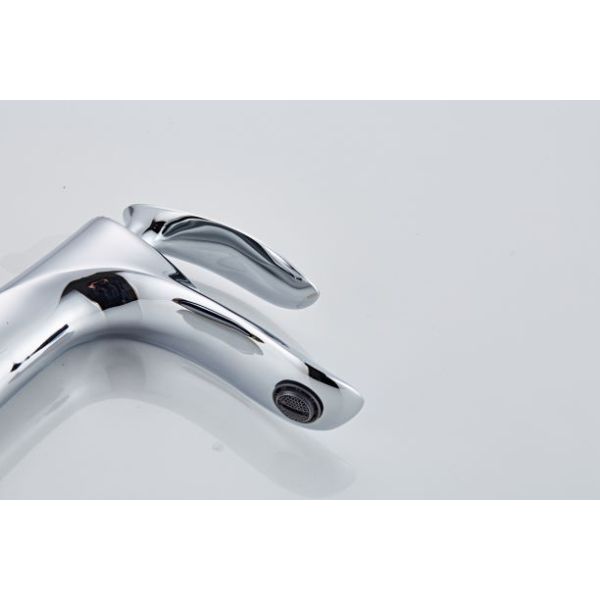 Chrome Plated Single Hole Silver Wash Basin Faucet