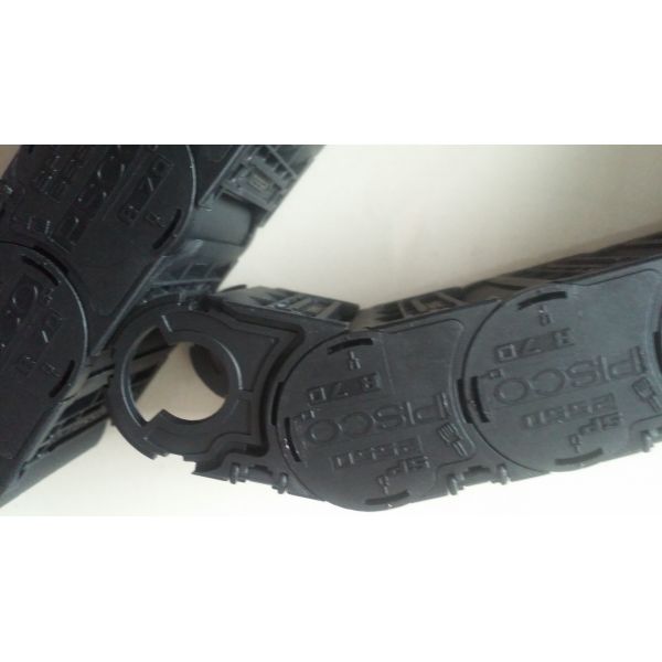 Recambios de Yamaha de la cinta transportadora plástica de SMT del negro de Pisco de la cadena del cable de Yamaha YS24 X AXIS