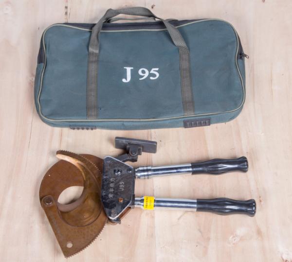 Hand Overhead Line Construction Tools cable cutter for ACSR / steel wire , Copper and Aluminum Cable