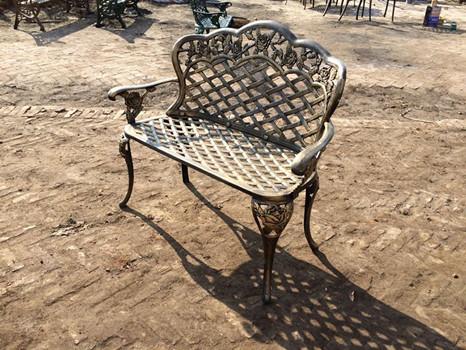 Outdoor Leisure Cast Iron Patio Dining Sets & Table Bistro Set Customized