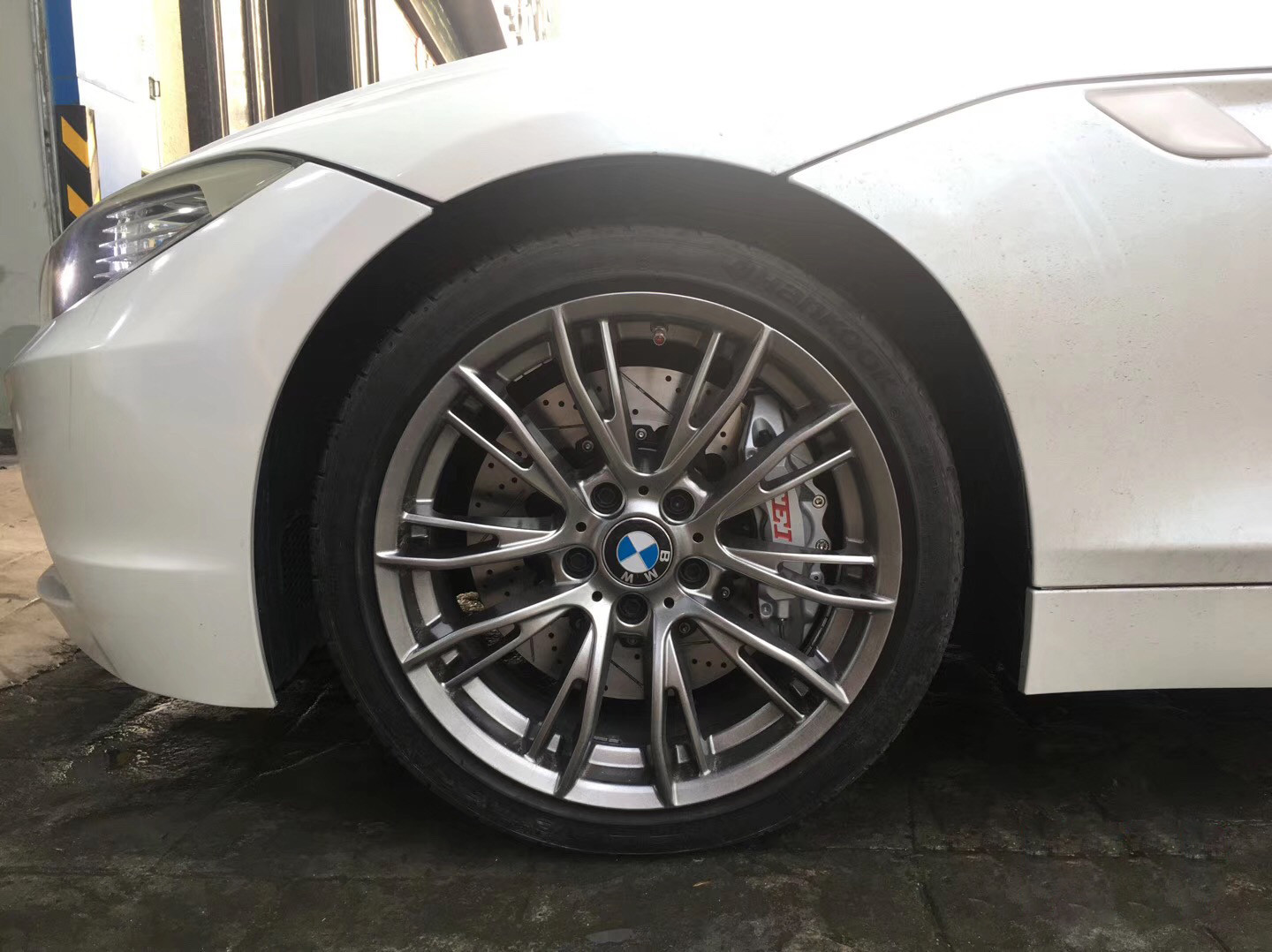BBk для BMW Z4 6 поршневый большой тормоз обновления набор износостойкий с 2 центральных узлов