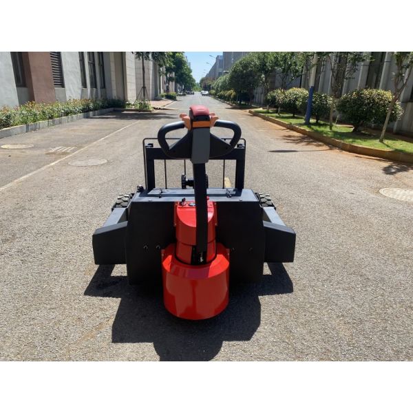 1500 kg électrique sur terrain accidenté pileuse de palettes batterie au lithium