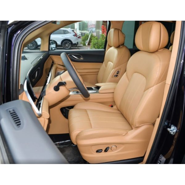 Extra Long Range MPV The Perfect Combination of Style and Functionality in 2024