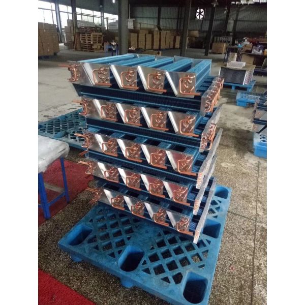 Compact Air Conditioner Heat Exchanger , Copper Tube Aluminum Fin Heat Exchanger