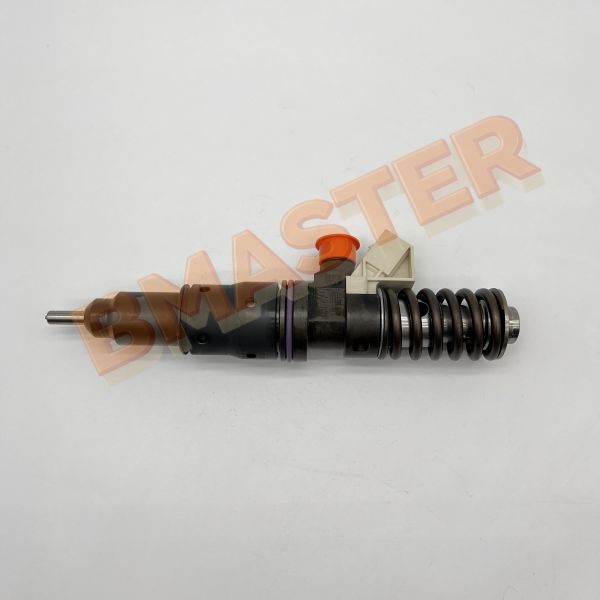 3801801  Fuel Injector Steel Material For HDE13 Engine With 6 Months Warranty