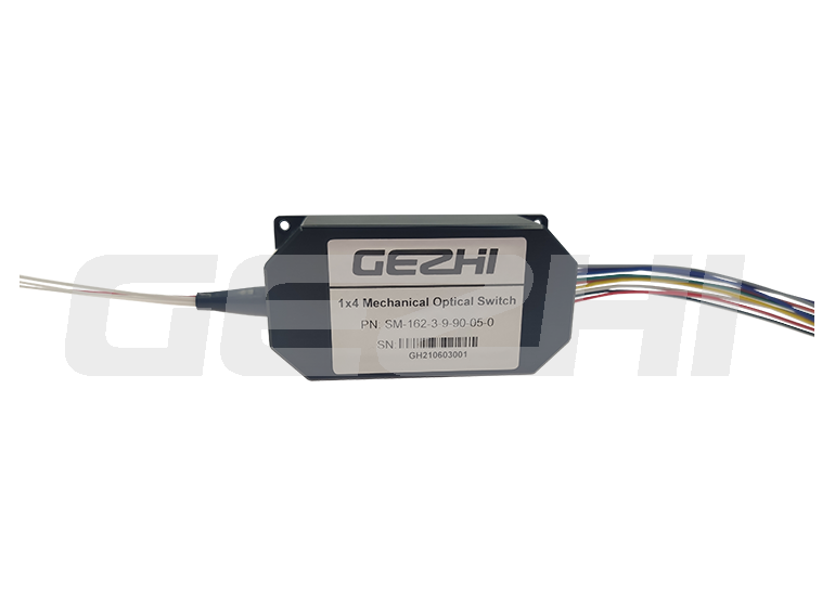 Высококаналная изоляция 1x4 Ethernet To Fiber Switch Механический оптический коммутаторный модуль