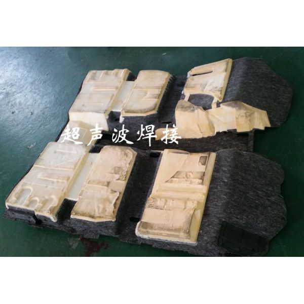 Car Soundproof Cotton Hand Held Spot Welding Machine With Hard Oxidized